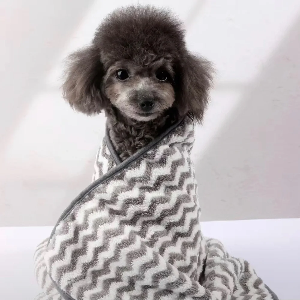 Super Absorbent Pet Towels - Keep Your Floors Spotless!